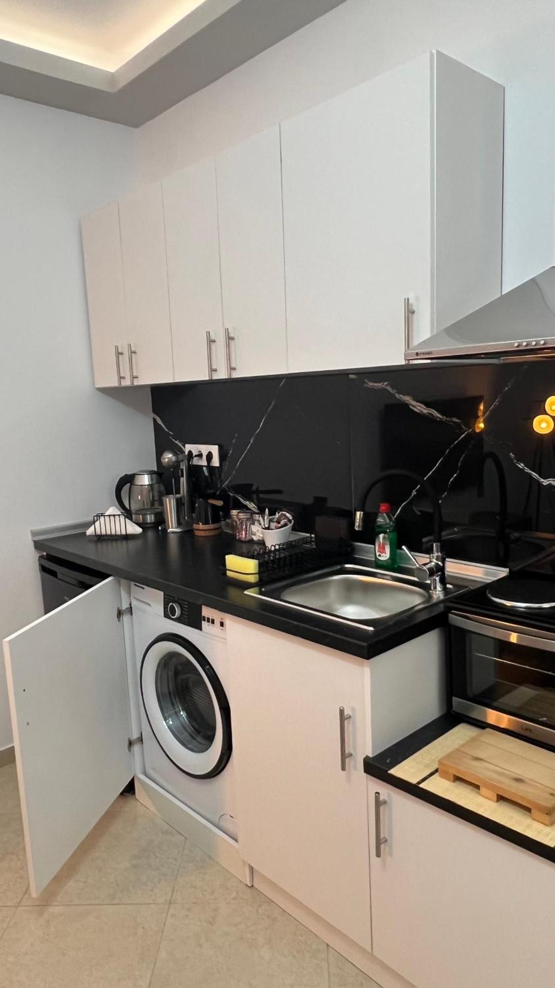 Sias Apartment Alexandroupolis Buitenkant foto